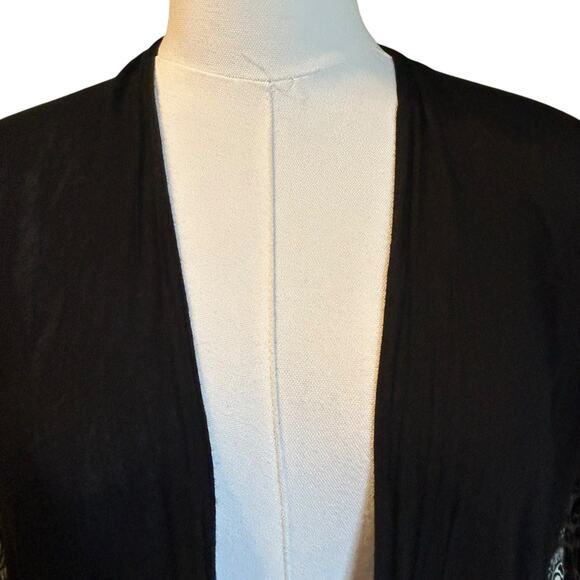 Shawl Poncho Wrap Kimono Black Geometric Aztec OSFM LOVESTITCH Boho Aztec Artsy - Picture 3 of 10